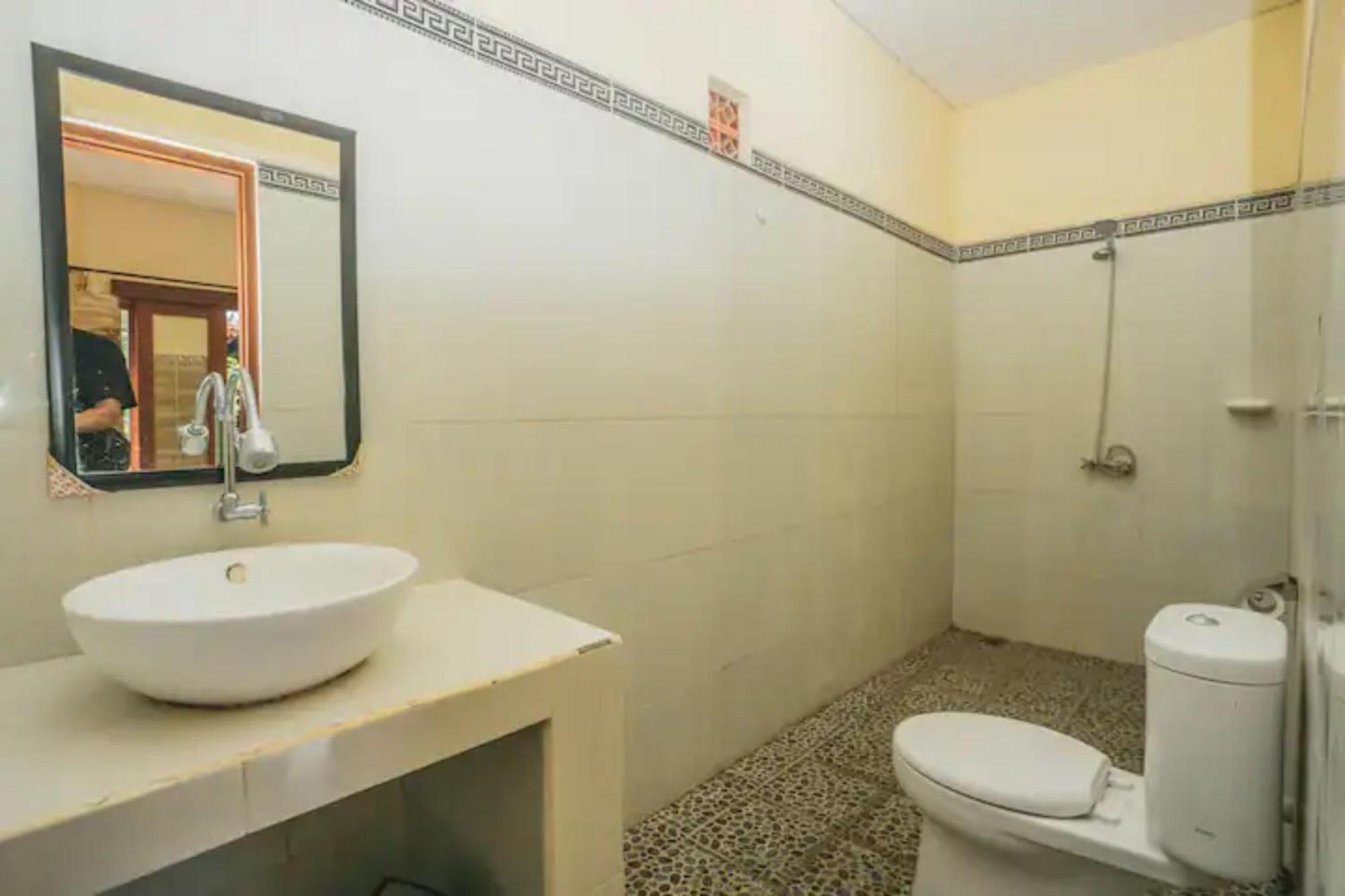 Pondok Lulik Homestay Canggu Екстер'єр фото